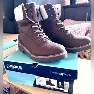 WOMEN'S MEDINA WINTER BOOT